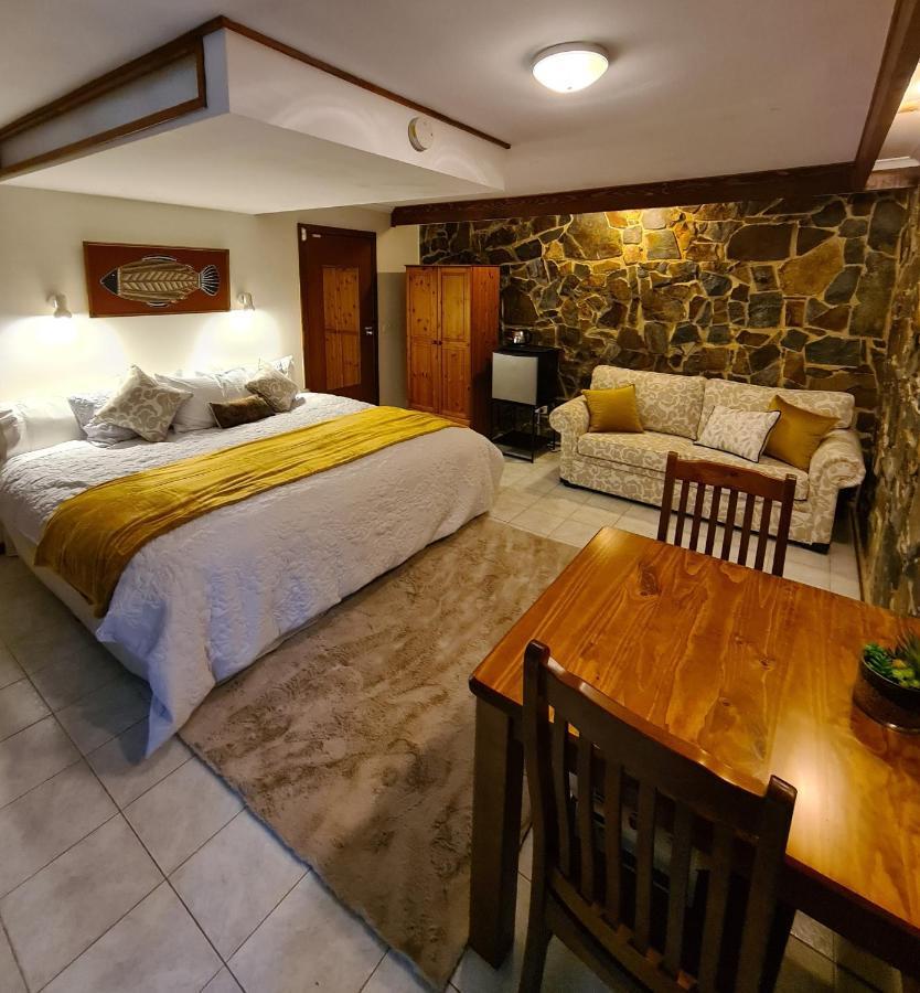 Bird Songs Getaway Accommodation Cabbage Tree Creek Bagian luar foto